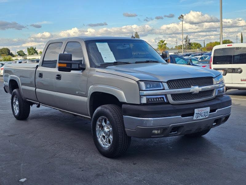 2003 Chevrolet Silverado 2500HD 4 Dr LT Crew Cab LB HD