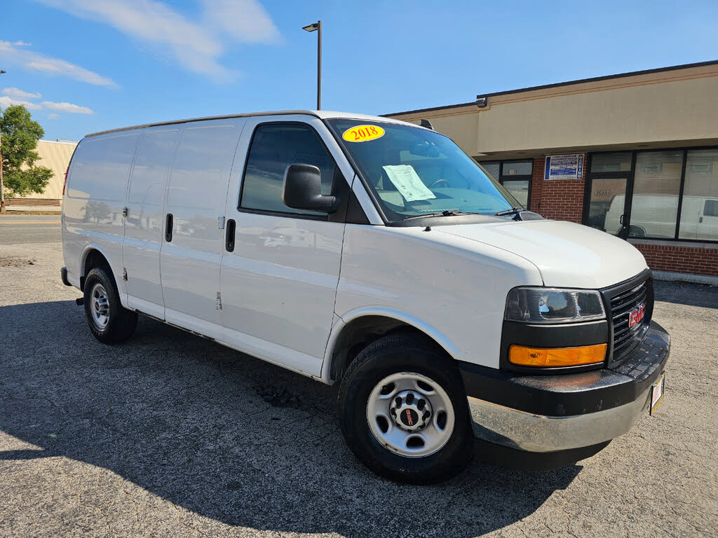 2018 GMC Savana Cargo 3500 RWD