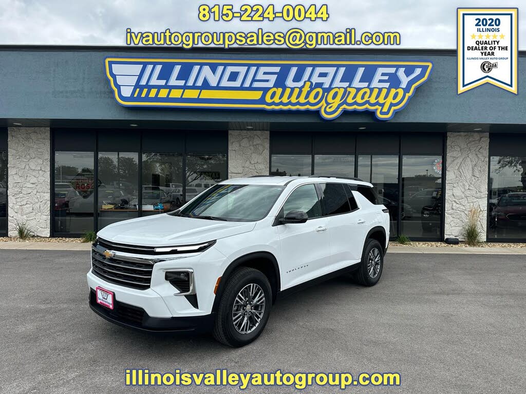 2025 Chevrolet Traverse LT FWD