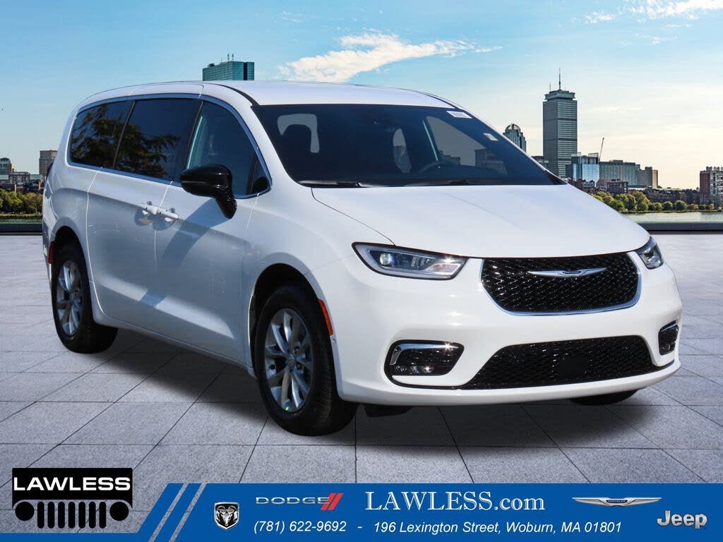 2026 Chrysler Pacifica Select AWD