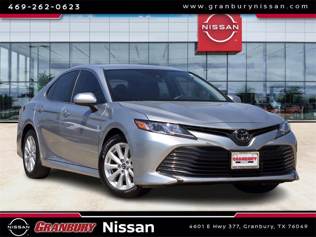 2020 Toyota Camry LE FWD