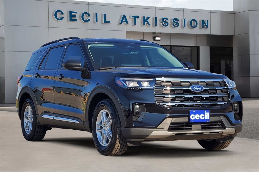2025 Ford Explorer Active RWD