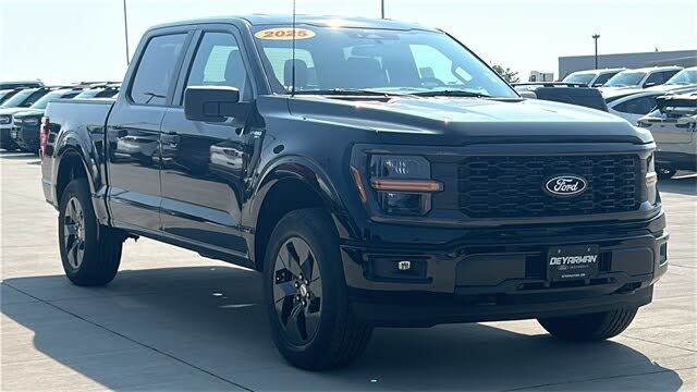 2025 Ford F-150 STX 4dr SuperCrew 4WD