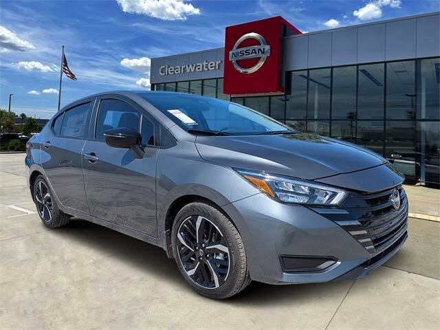 2025 Nissan Versa SR FWD