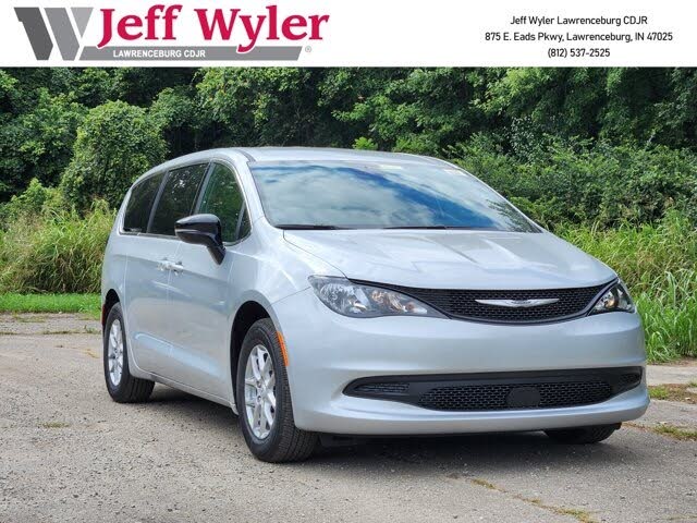 2026 Chrysler Voyager LX FWD