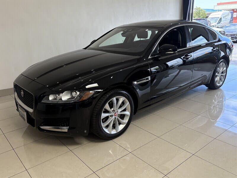 2018 Jaguar XF 25t Premium RWD