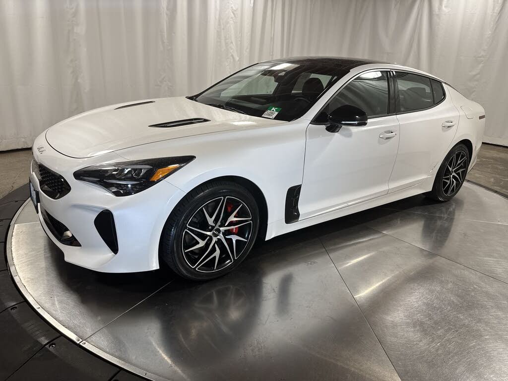 2023 Kia Stinger GT-Line RWD
