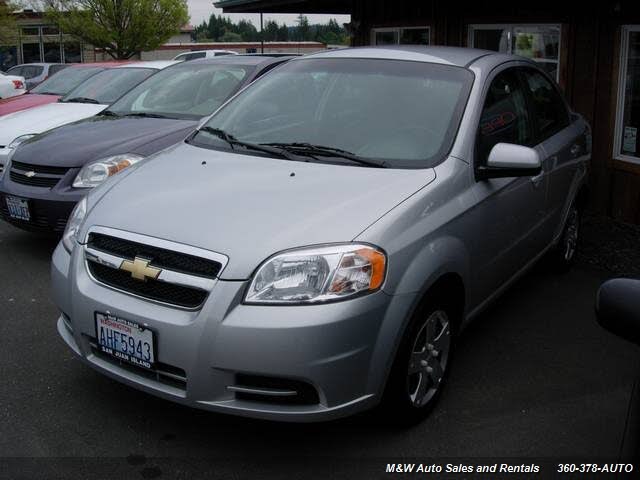2010 Chevrolet Aveo LS Sedan FWD