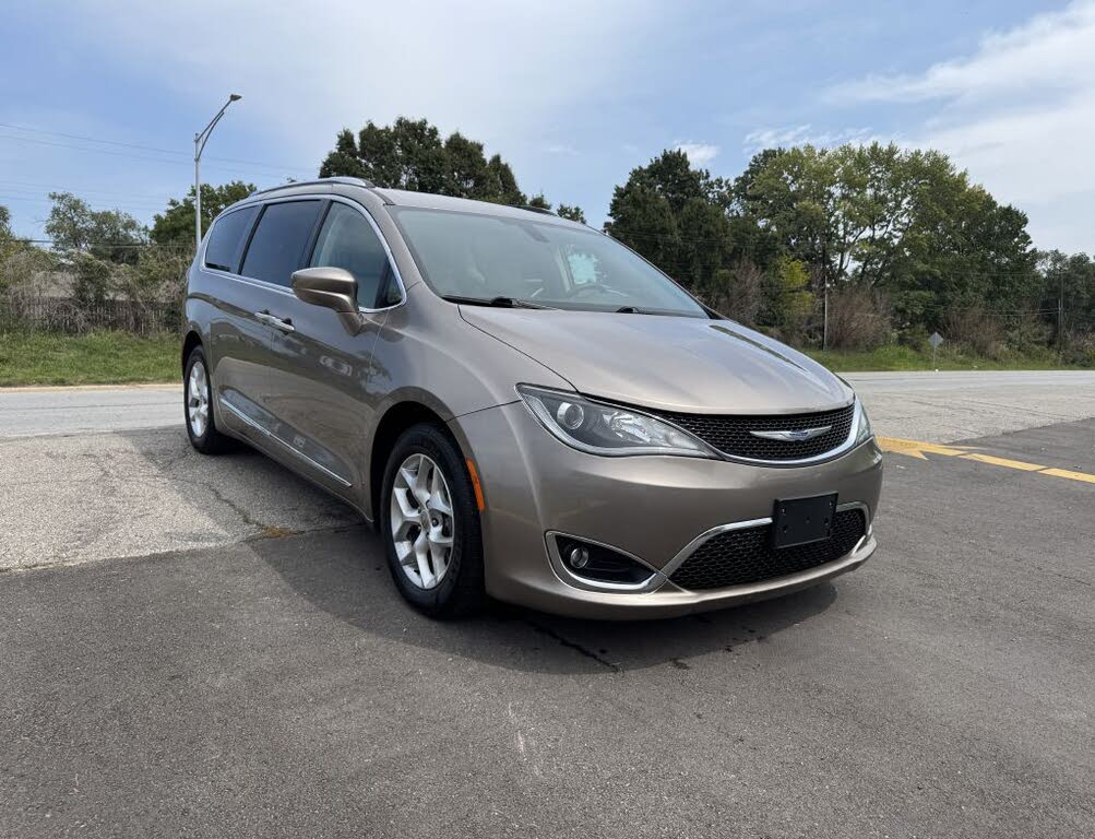 2018 Chrysler Pacifica Touring L FWD