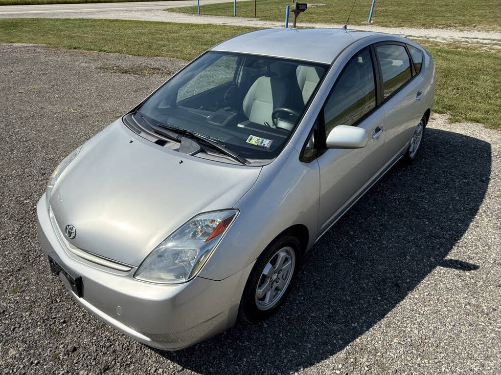 2004 Toyota Prius FWD