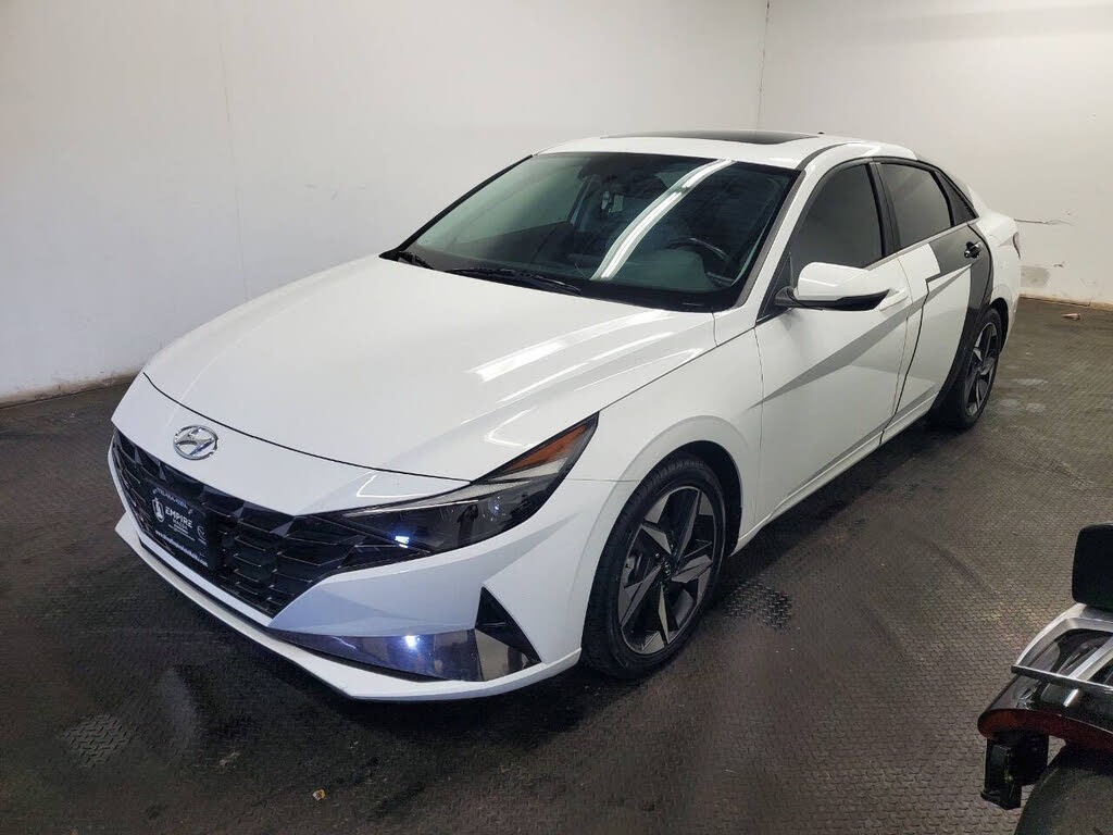 2022 Hyundai Elantra Hybrid Limited FWD
