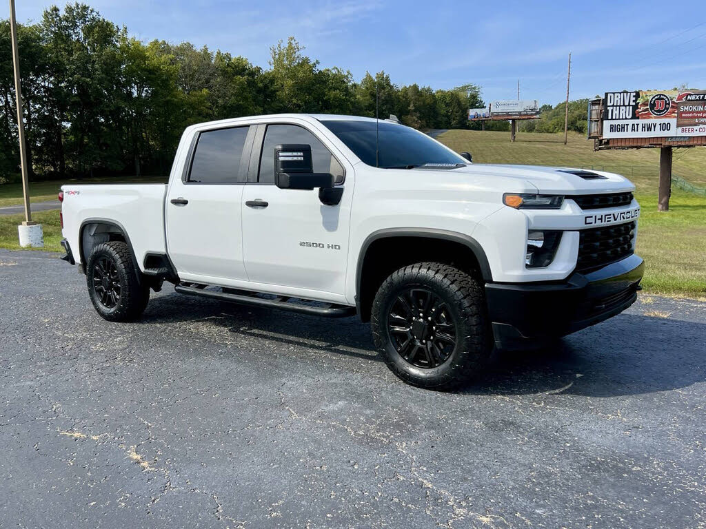 2023 Chevrolet Silverado 2500HD Custom Crew Cab 4WD