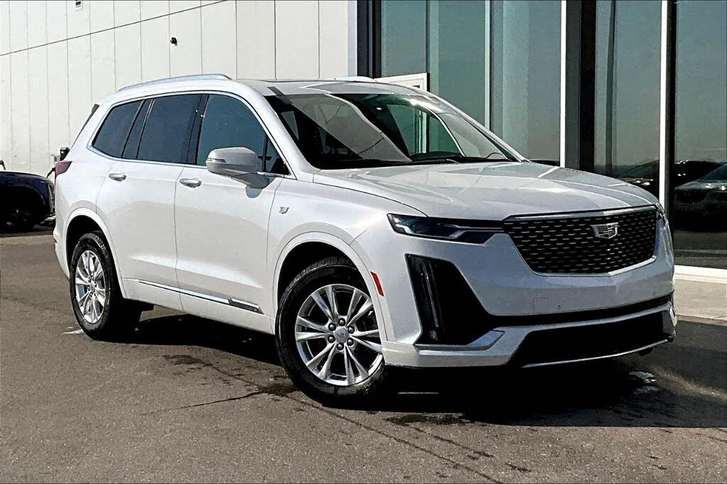 Cadillac XT6 Luxury AWD 2025