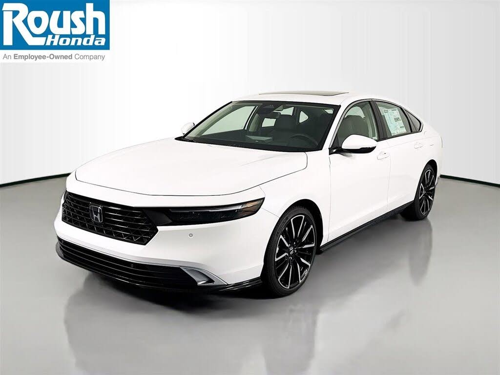 2025 Honda Accord Hybrid Touring FWD