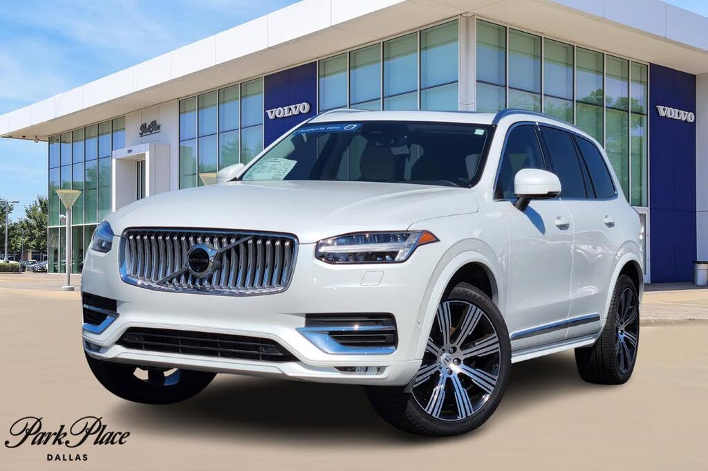 2025 Volvo XC90 B6 Plus Bright Theme 7-Passenger AWD