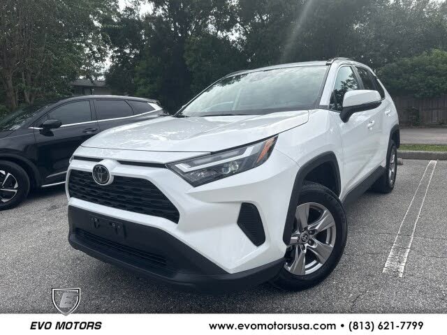 2024 Toyota RAV4 XLE FWD