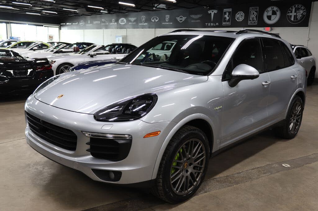 2017 Porsche Cayenne Platinum Edition AWD