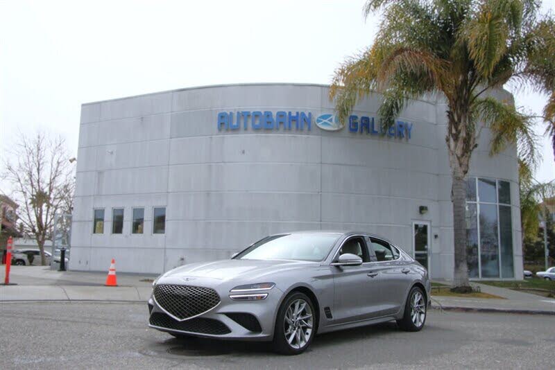 2022 Genesis G70 2.0T RWD