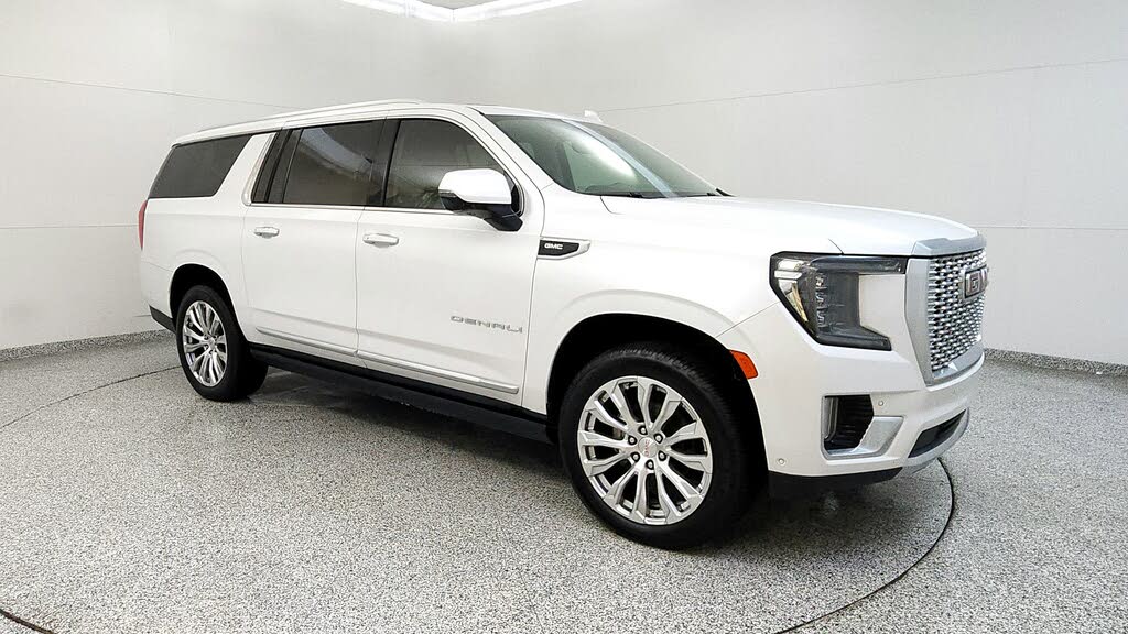 2023 GMC Yukon XL Denali 4WD