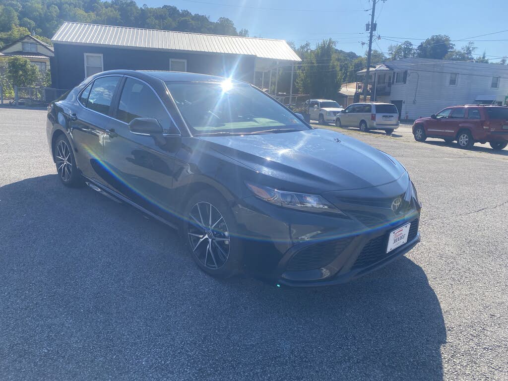 2023 Toyota Camry SE FWD