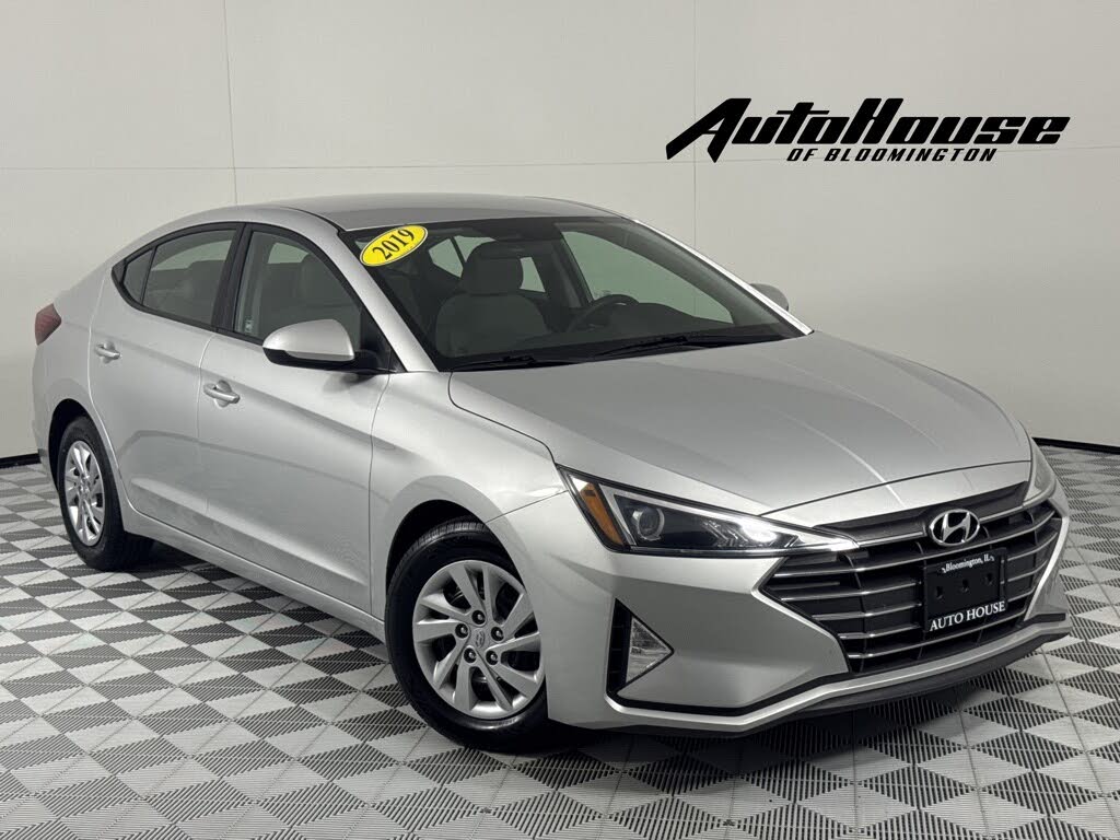 2019 Hyundai Elantra SE FWD