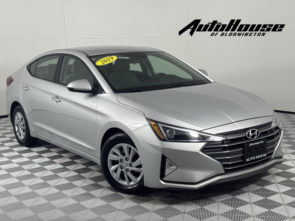 2019 Hyundai Elantra SE FWD