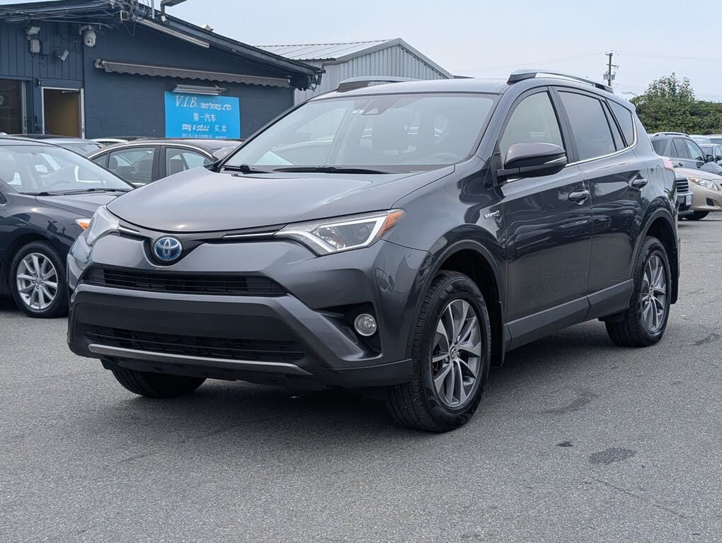 2017 Toyota RAV4 Hybrid LE Plus AWD