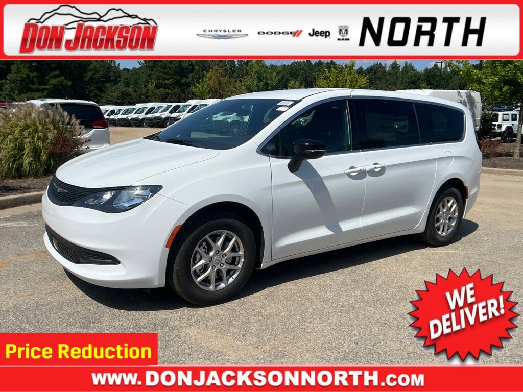 2026 Chrysler Voyager LX FWD