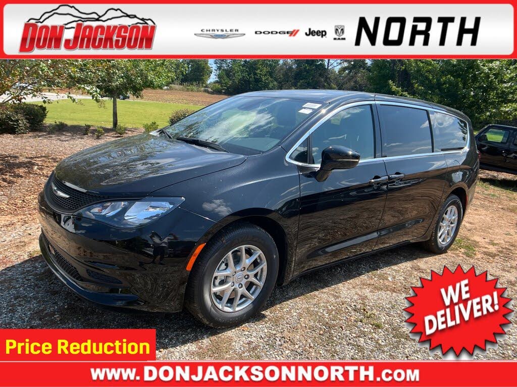 2026 Chrysler Voyager LX FWD