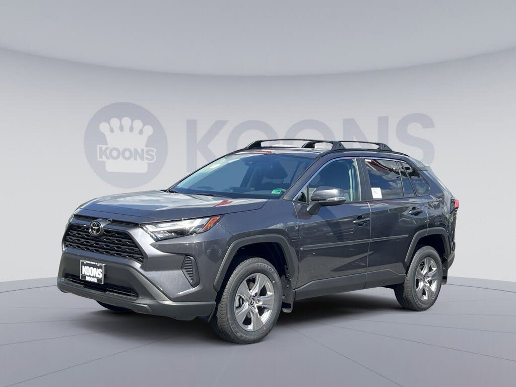 2025 Toyota RAV4 XLE AWD