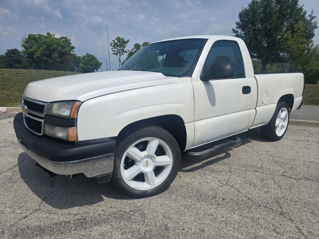 2006 Chevrolet Silverado 1500 Work Truck RWD