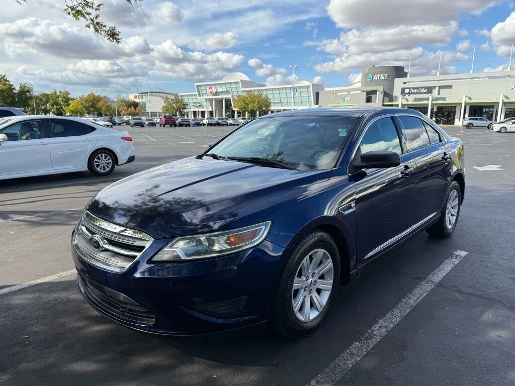 2011 Ford Taurus SEL