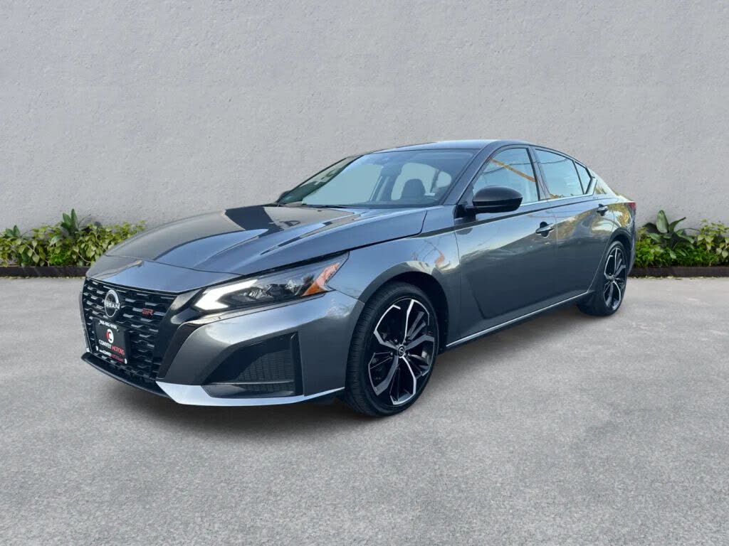 2023 Nissan Altima 2.5 SR FWD