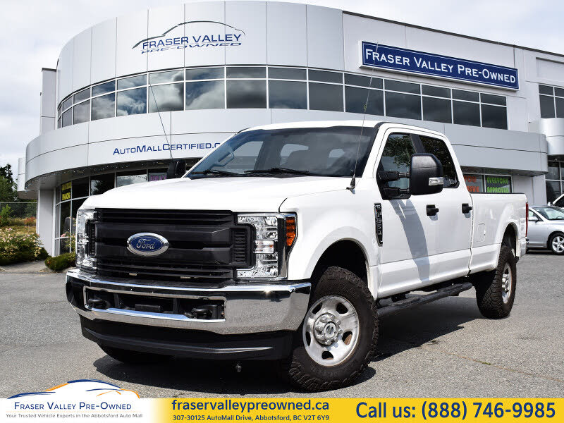 2017 Ford F-350 Super Duty XLT Crew Cab LB 4WD