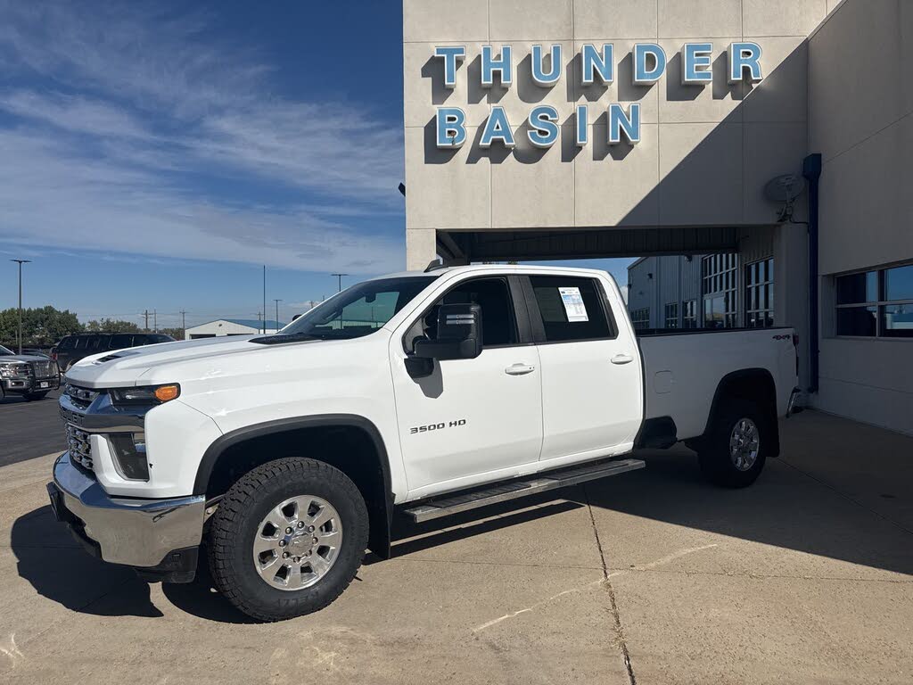 2022 Chevrolet Silverado 3500HD LT Crew Cab 4WD