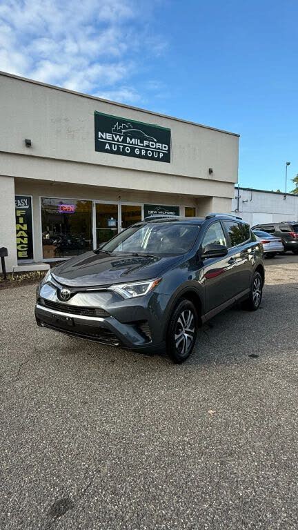 2018 Toyota RAV4 LE AWD