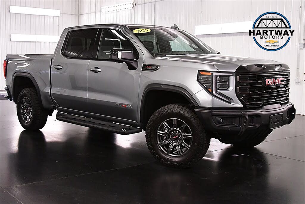 2025 GMC Sierra 1500 AT4X Crew Cab 4WD