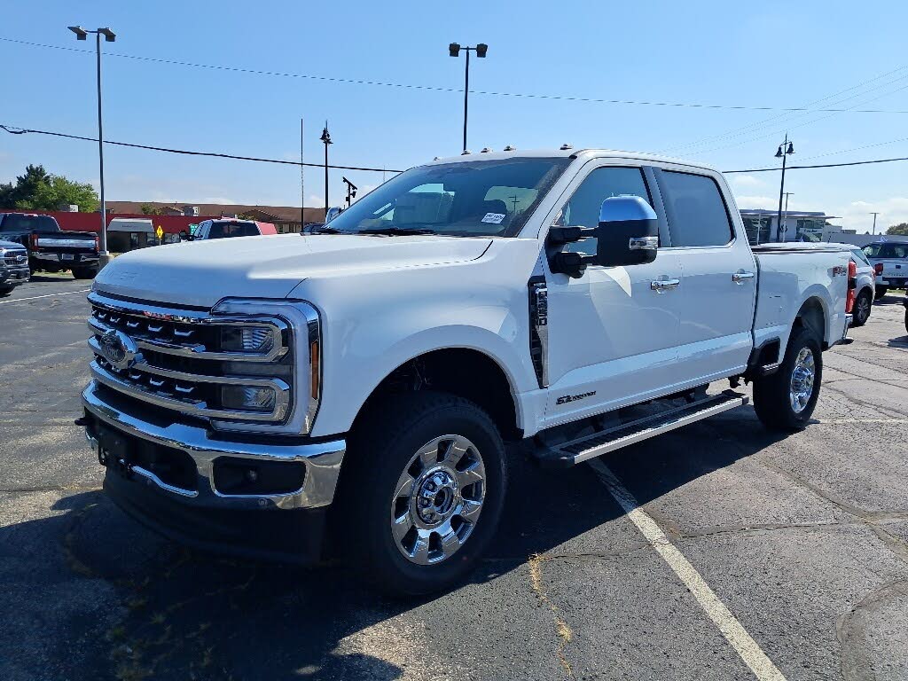 2026 Ford F-350 Super Duty Lariat Crew Cab 4WD