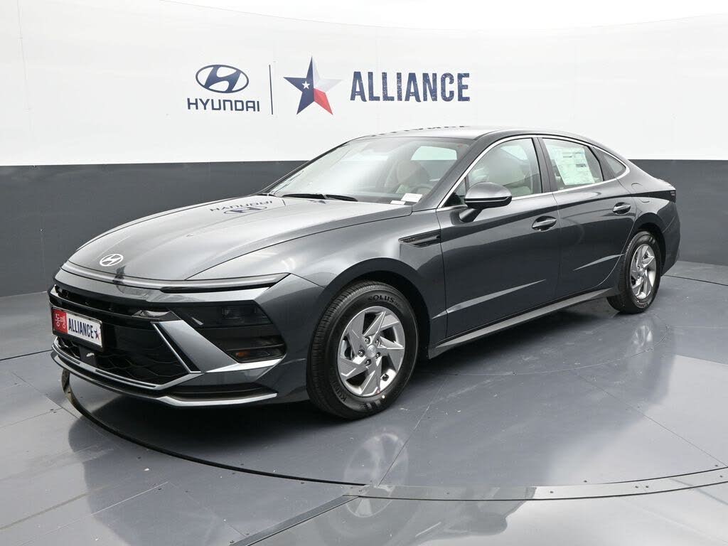 2026 Hyundai Sonata SE FWD