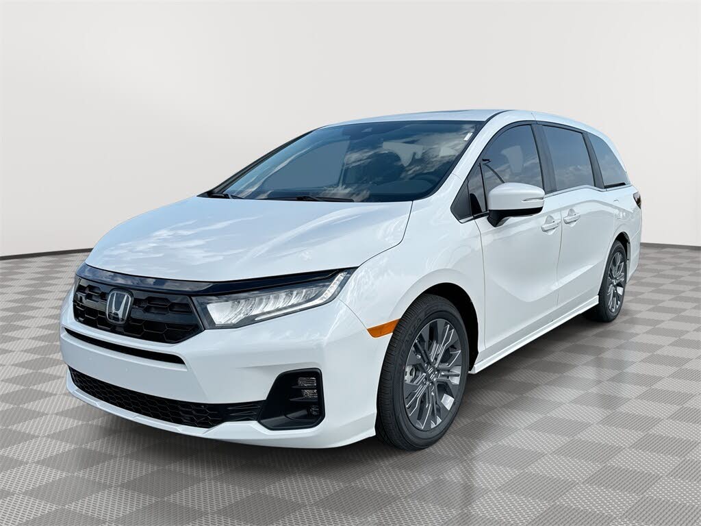 2026 Honda Odyssey Touring FWD
