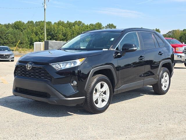 2021 Toyota RAV4 XLE FWD