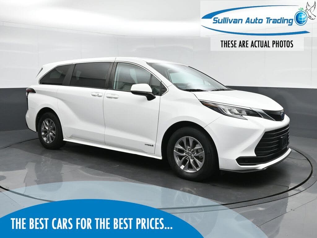 2021 Toyota Sienna LE 8-Passenger FWD