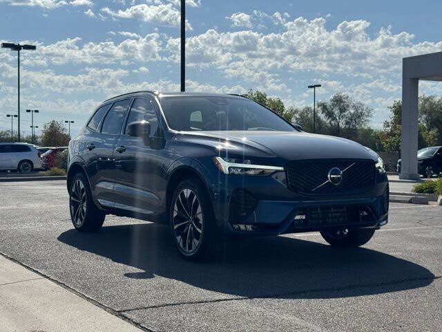 2026 Volvo XC60 B5 Plus AWD