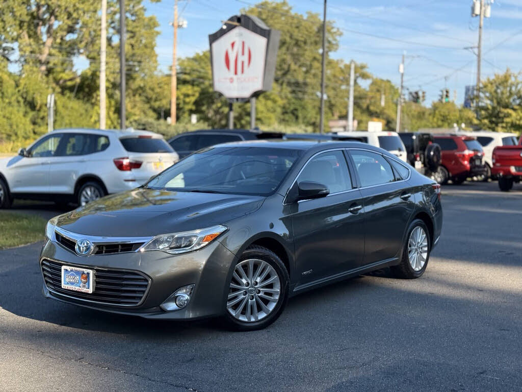 2014 Toyota Avalon Hybrid XLE Touring FWD