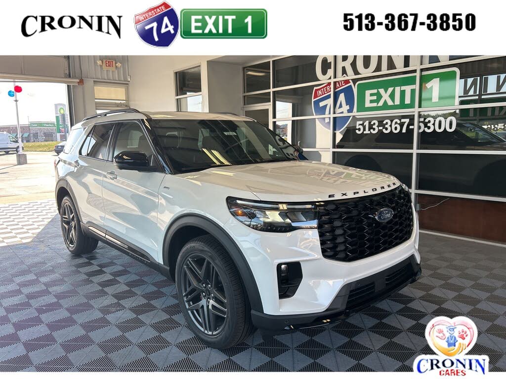 2025 Ford Explorer ST-Line AWD