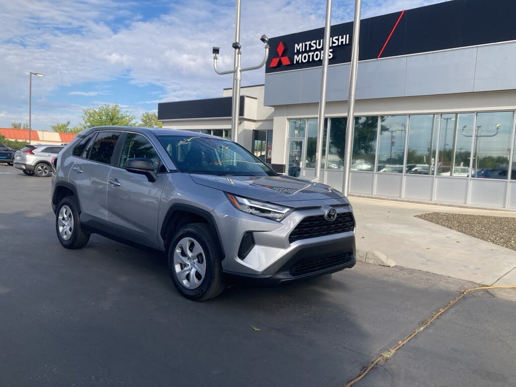 2024 Toyota RAV4 LE AWD