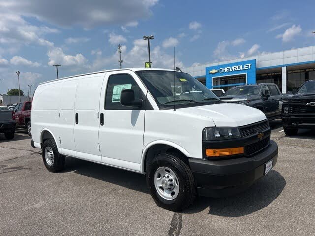2025 Chevrolet Express Cargo 2500 RWD