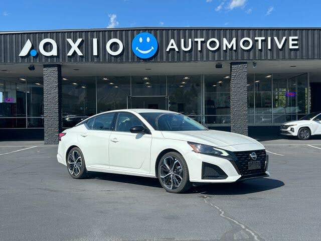 2023 Nissan Altima 2.5 SR FWD