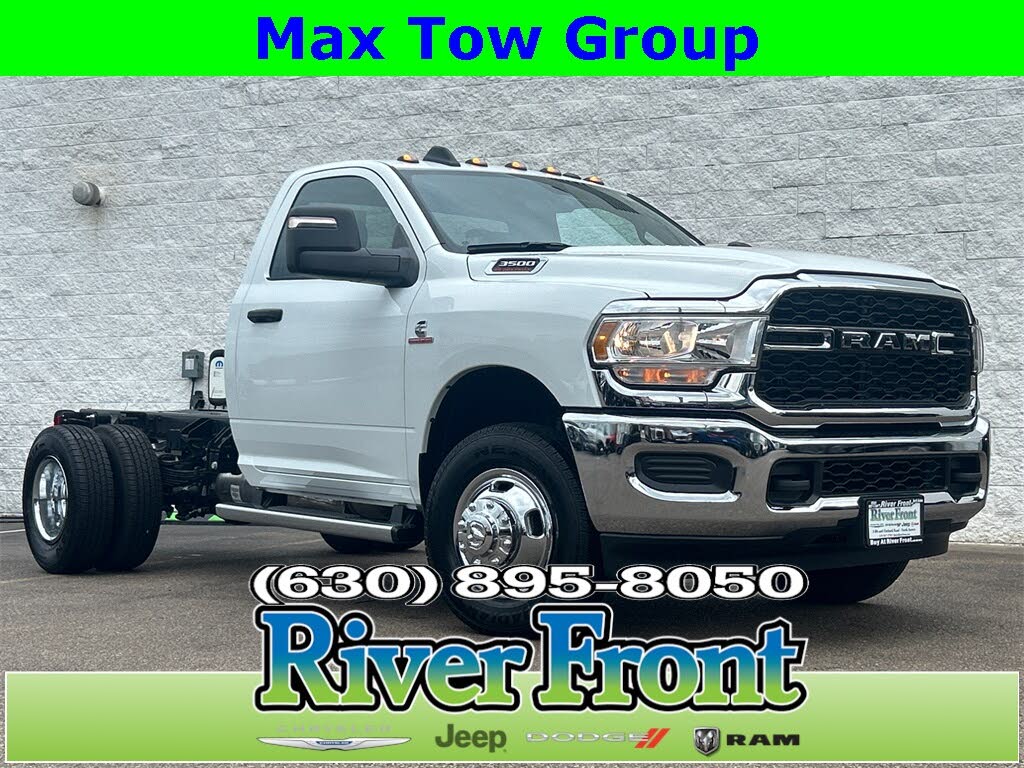 2024 RAM 3500 Chassis Tradesman Regular Cab DRW 4WD