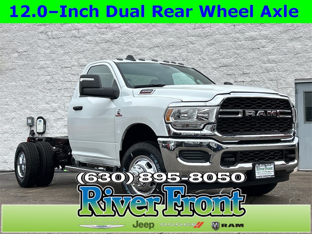 2024 RAM 3500 Chassis Tradesman Regular Cab DRW 4WD